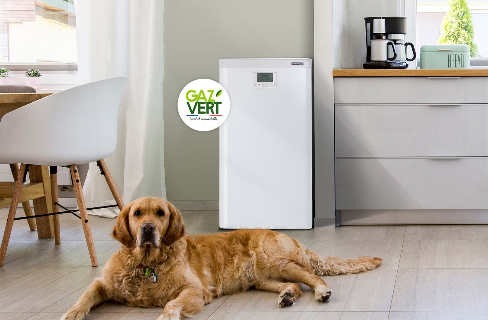 Chaudière gaz au sol à condensation Frisquet Prestige Visio installée dans une cuisine